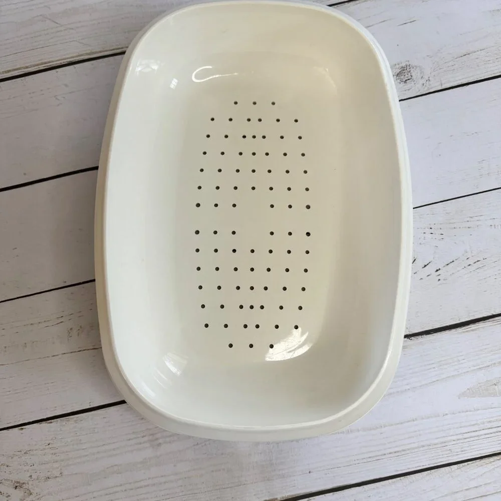 Tupperware vintage oval